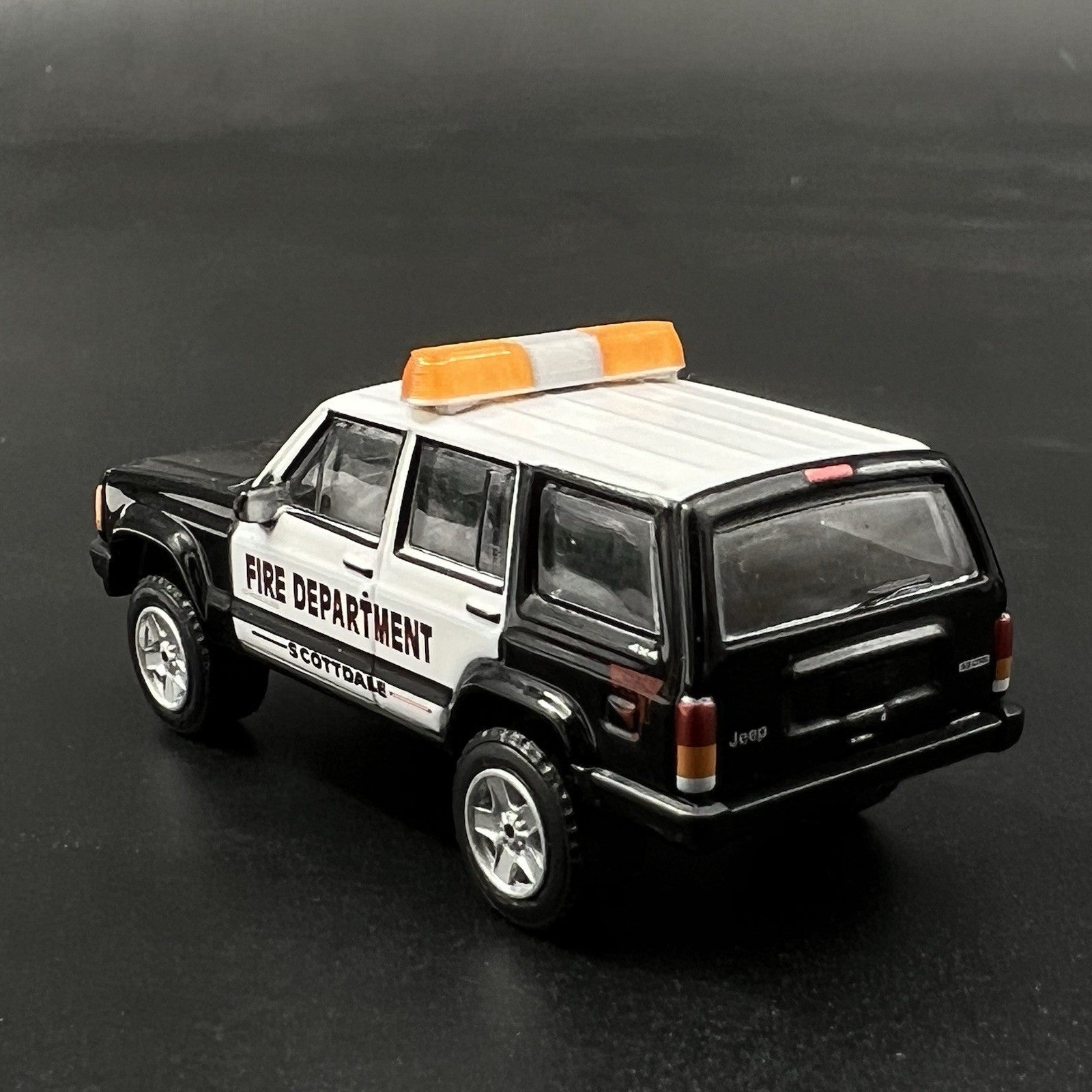 2 Pack 1/64 80H 90H 8000 Lightbar Amber Yellow Security Work Tow Truck6