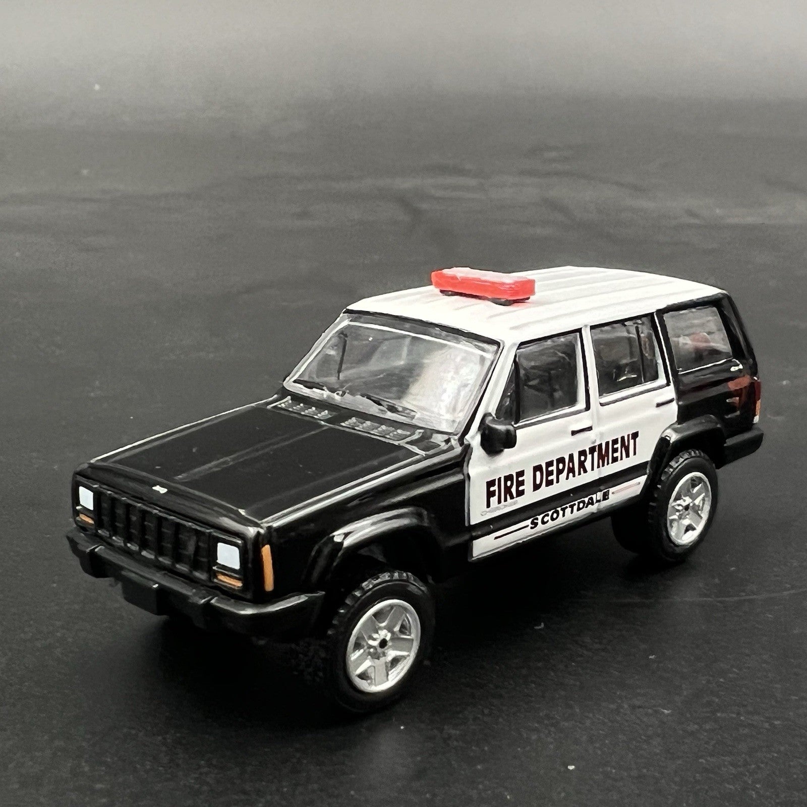 2 Pack 1/64 Mini Whelen Edge Red Lightbar Gray Top Cover Police Sheriff Fire EMS5