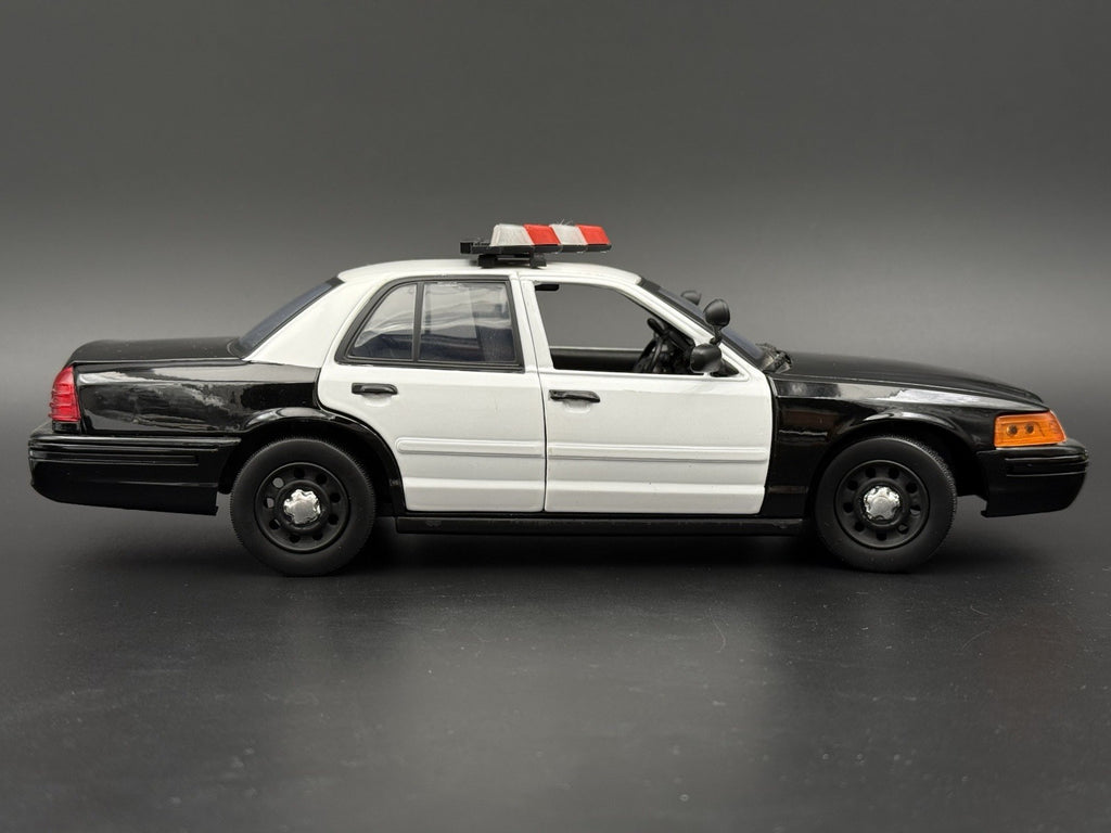 1/18 Scale Model LED Ready NYPD Federal Vector Lightbar Police Post-2008 183710
