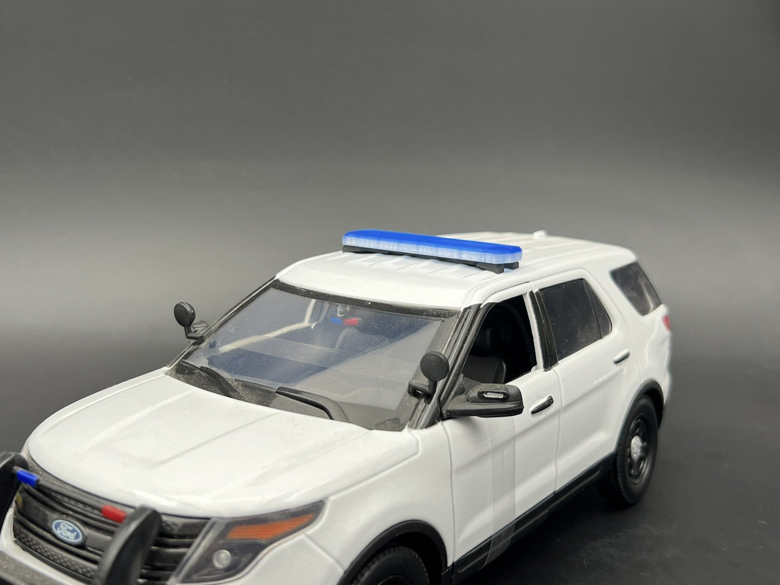 1/18 Scale Model PCB Compatible Code 3 2700 Blue Lightbar Police 1813PCBB7