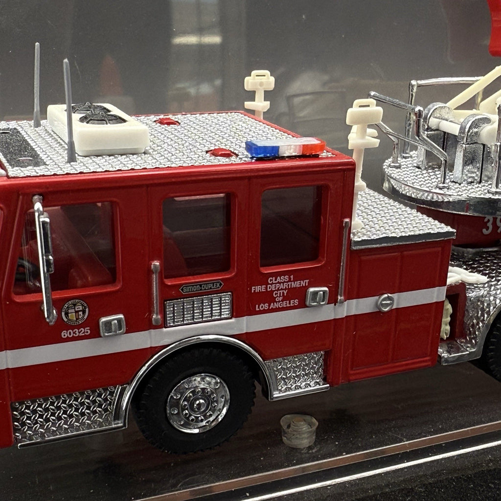 2 Pack 1/64 Mini Whelen Edge Blue Clear Red Lightbar Gray Top Police Fire EMS3