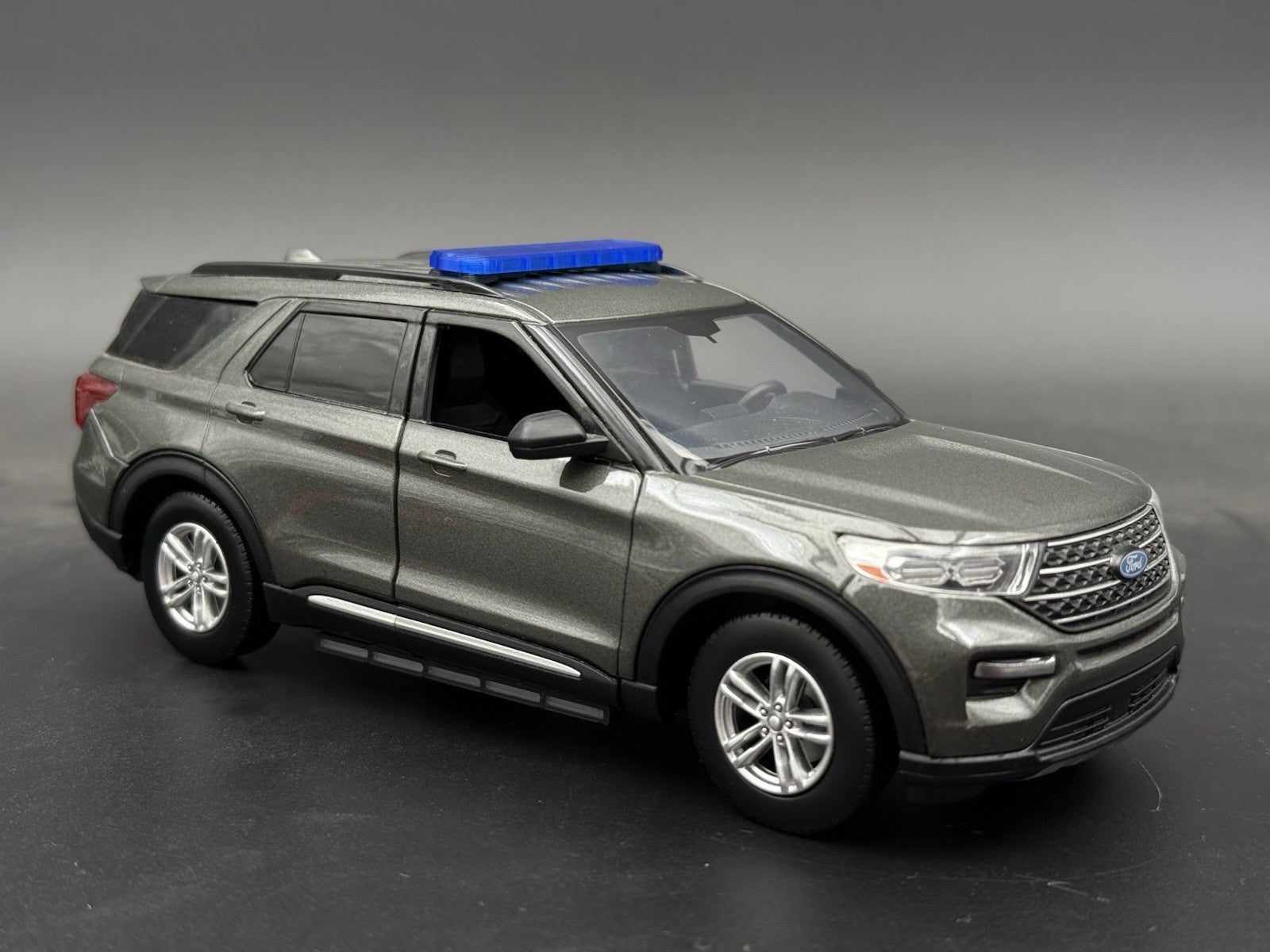 1/24 25 27 LED Ready Code 3 2700 Blue Lightbar Ohio Highway Patrol Police 2409B28