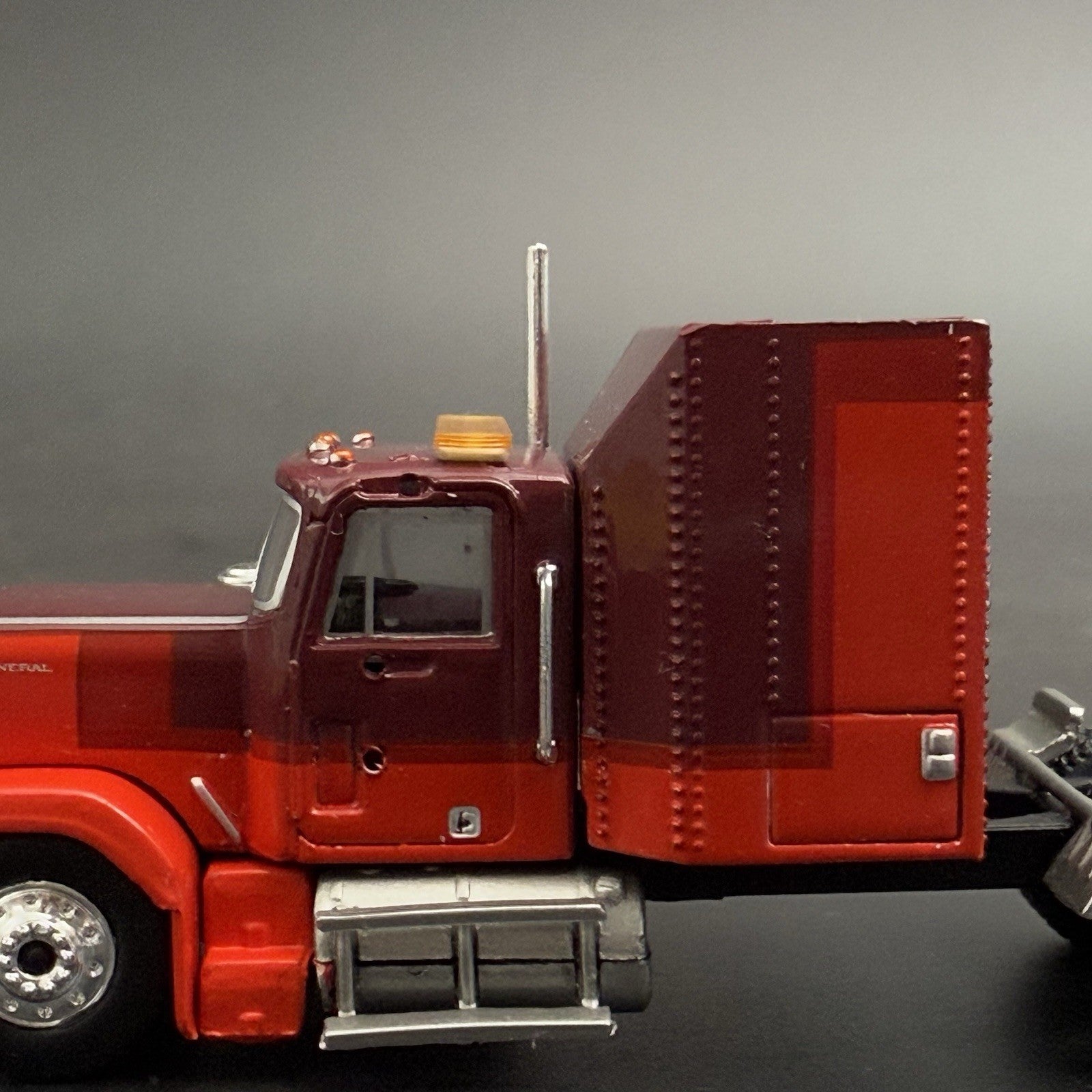 4 Pack 1/87 HO Scale Amber LED Style Long Whelen Lightbar Construction Work Tow5