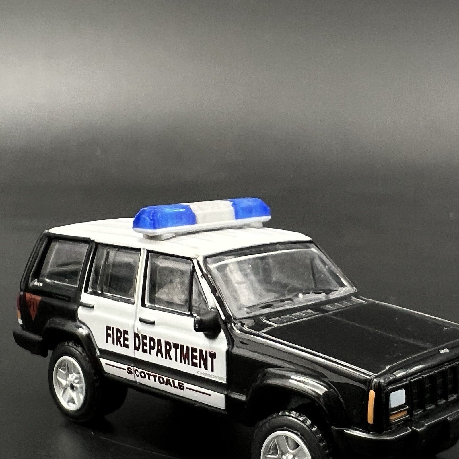 2 Pack 1/64 Smith Wesson 8000 8780 8880 8980 Lightbar Blue Fire Police Sheriff10