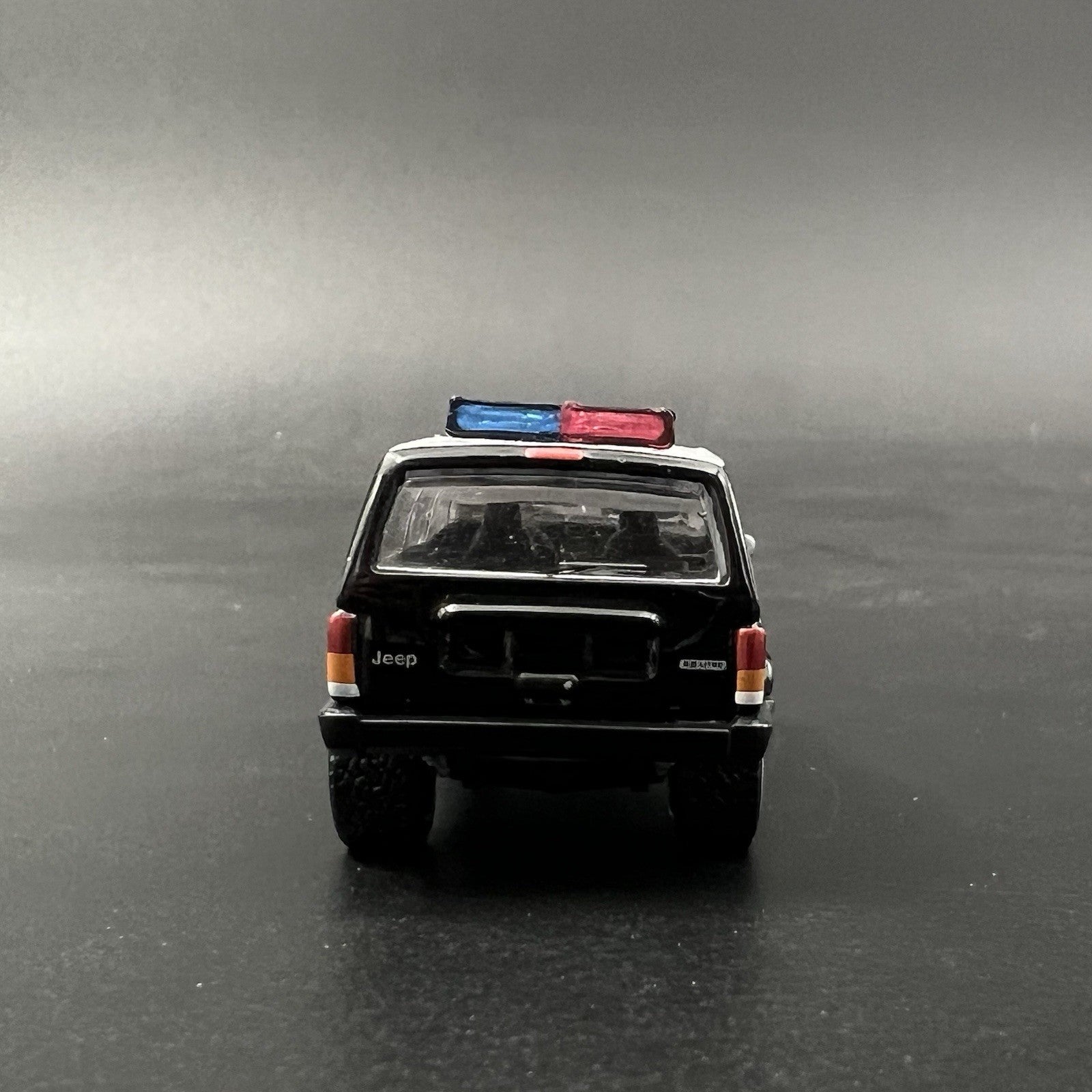 2 Pack 1/64 Blue Red Interior Traffic Arrow Board Deck Lightbar Police Fire EMS2
