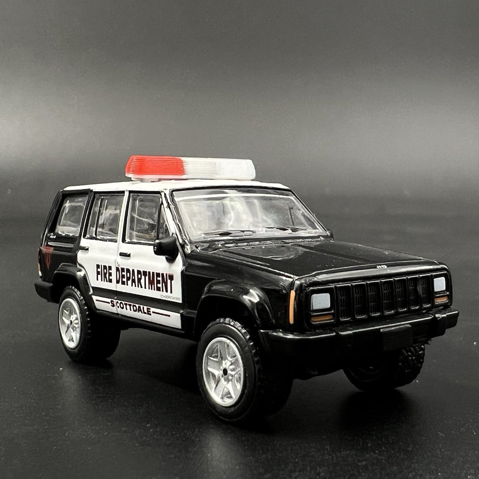 2 Pack 1/64 80H 90H 8000 Lightbar Red Clear Fire EMS Police Car Truck Ambulance5