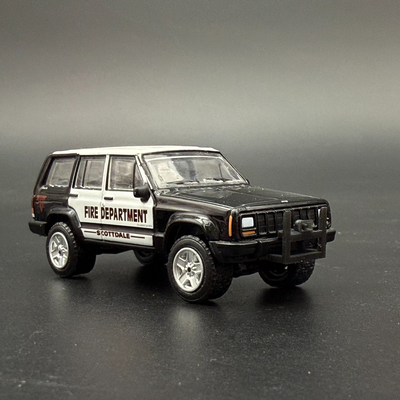 2-pack 1/64 Scale CHP Push Bumper Pushbar Crown Vic CA Highway Patrol 645513