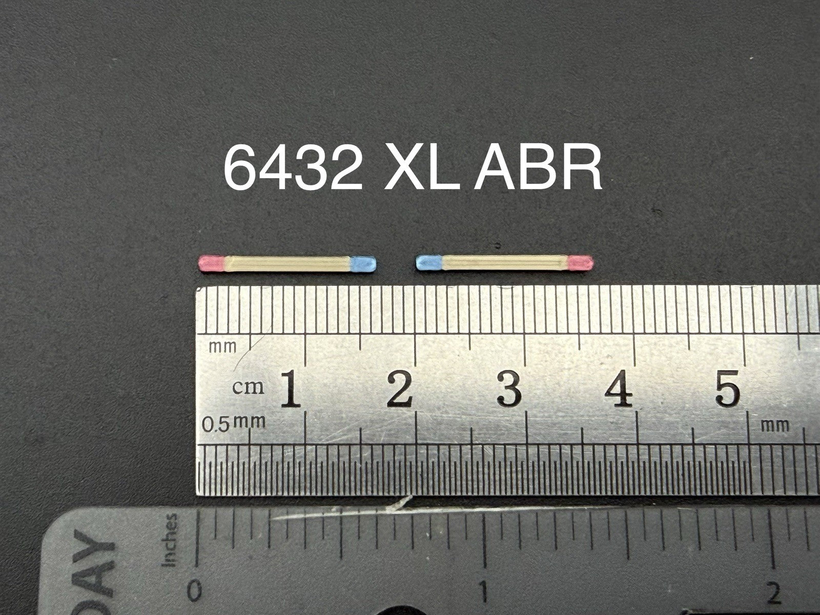 2 Pack 1/64 Scale XL Amber Blue Red Interior Arrow Board Deck Lightbar 6432XLABR0