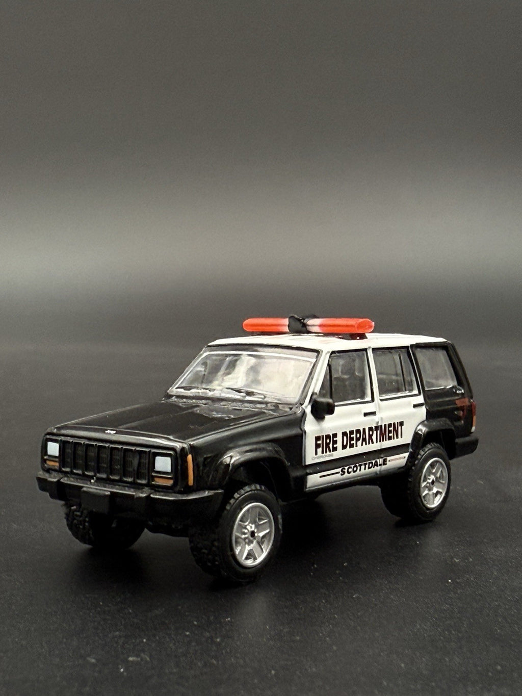 2-Pack 1/64 Scale Model Jetstream Jetsonic Red Lightbar Police Fire 6424R12