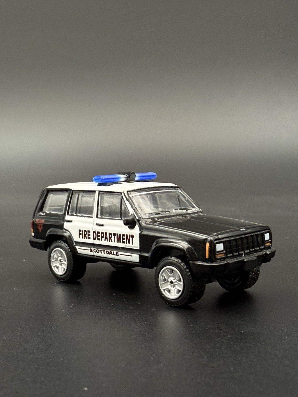 2-Pack 1/64 Scale Model Jetstream Jetsonic Blue Lightbar Police 6424B6