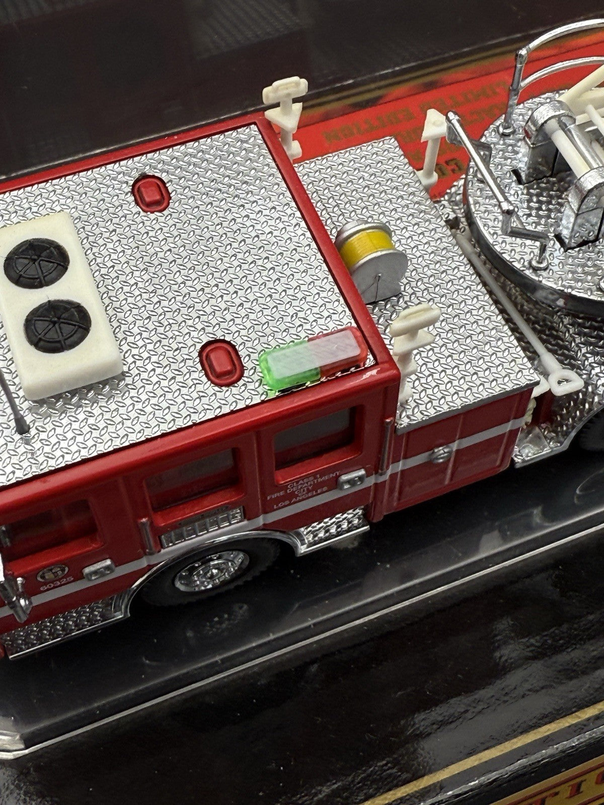 2 Pack 1/64 Mini Whelen Edge Green Red Lightbar Chicago Fire Engine Truck Ladder3