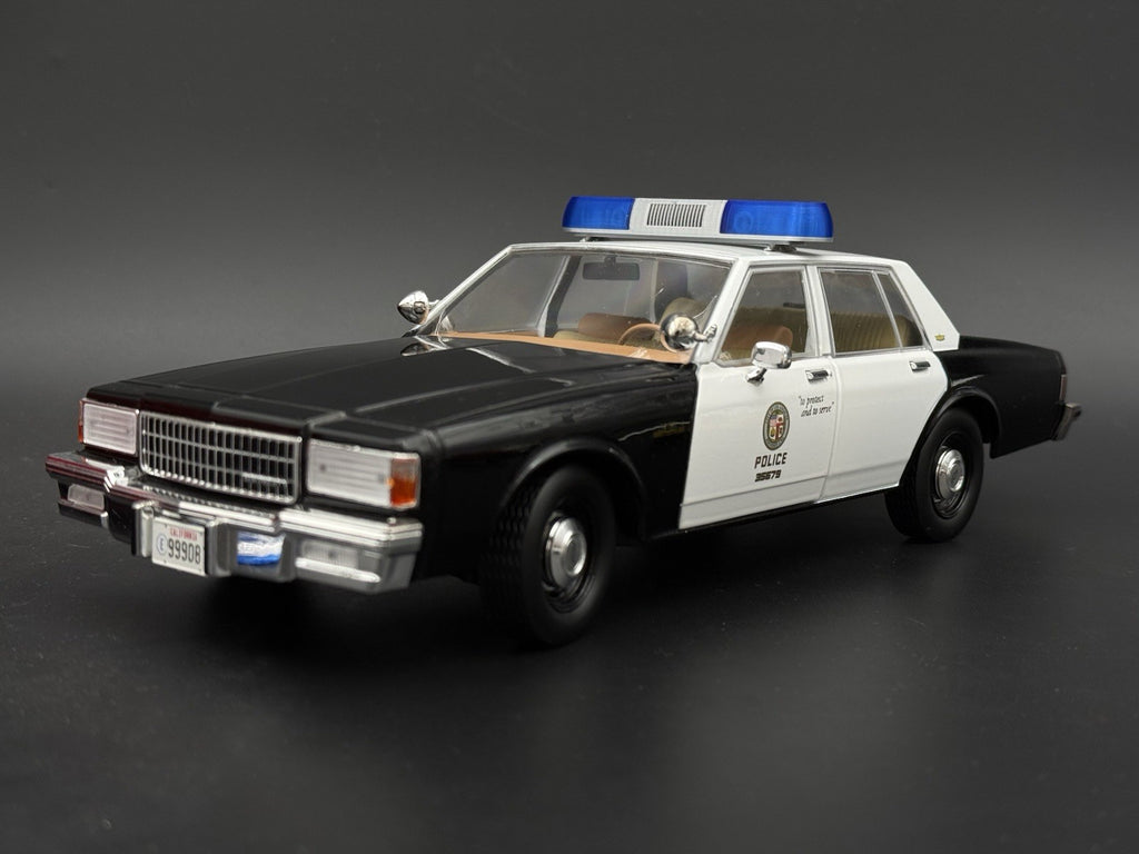 1/18 Scale Model Wide XL Blue Whelen 80H 90H 8000 Lightbar Police Fire 1844XLB7