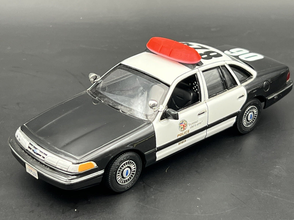 1/24 25 Red Federal Signal Vista Lightbar Fire State Police Trooper Sheriff EMS5