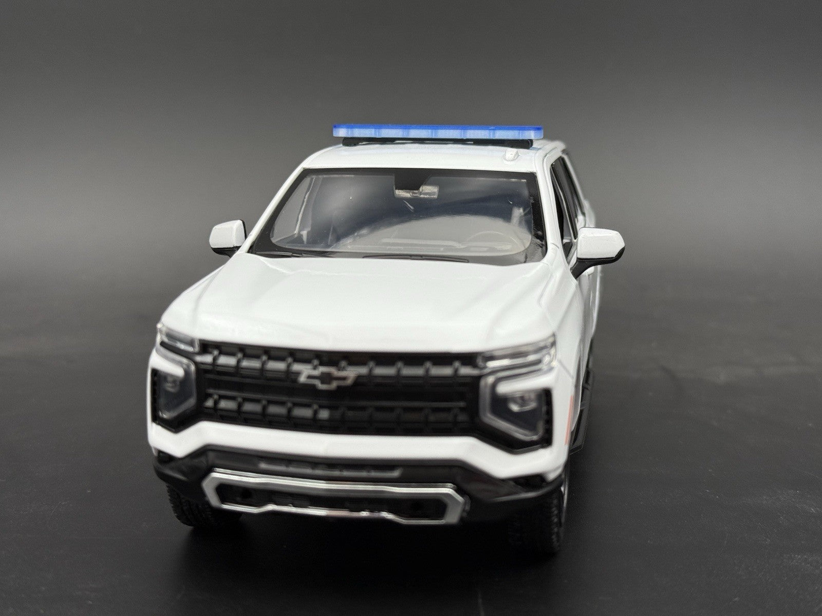 1/24 25 27 LED Compatible Tahoe Width XL Legend Lightbar Blue Clear Police 2430B5