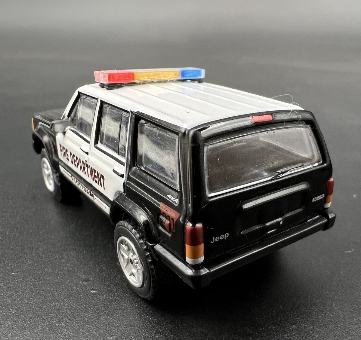 2 Pack 1/64 Whelen Edge Lightbar Blue Red San Fran Police Nevada Highway Patrol5