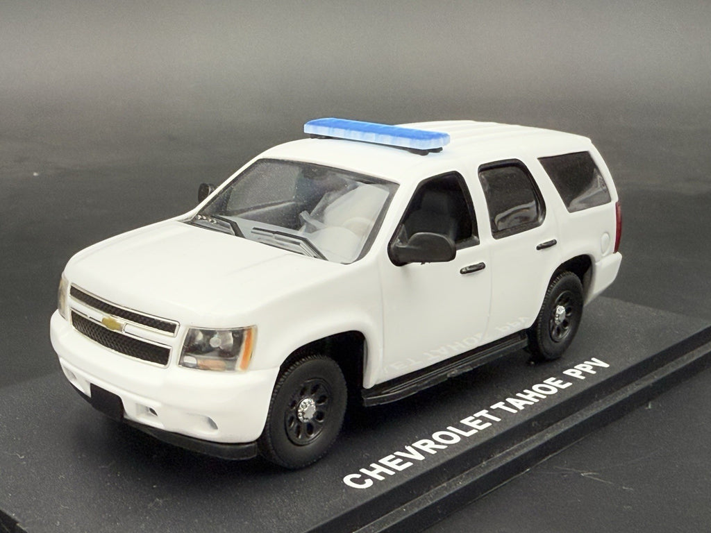 2 Pack 1/43 SUV Length Blue Code 3 X2100 Lightbar Greenlight Chicago Police3
