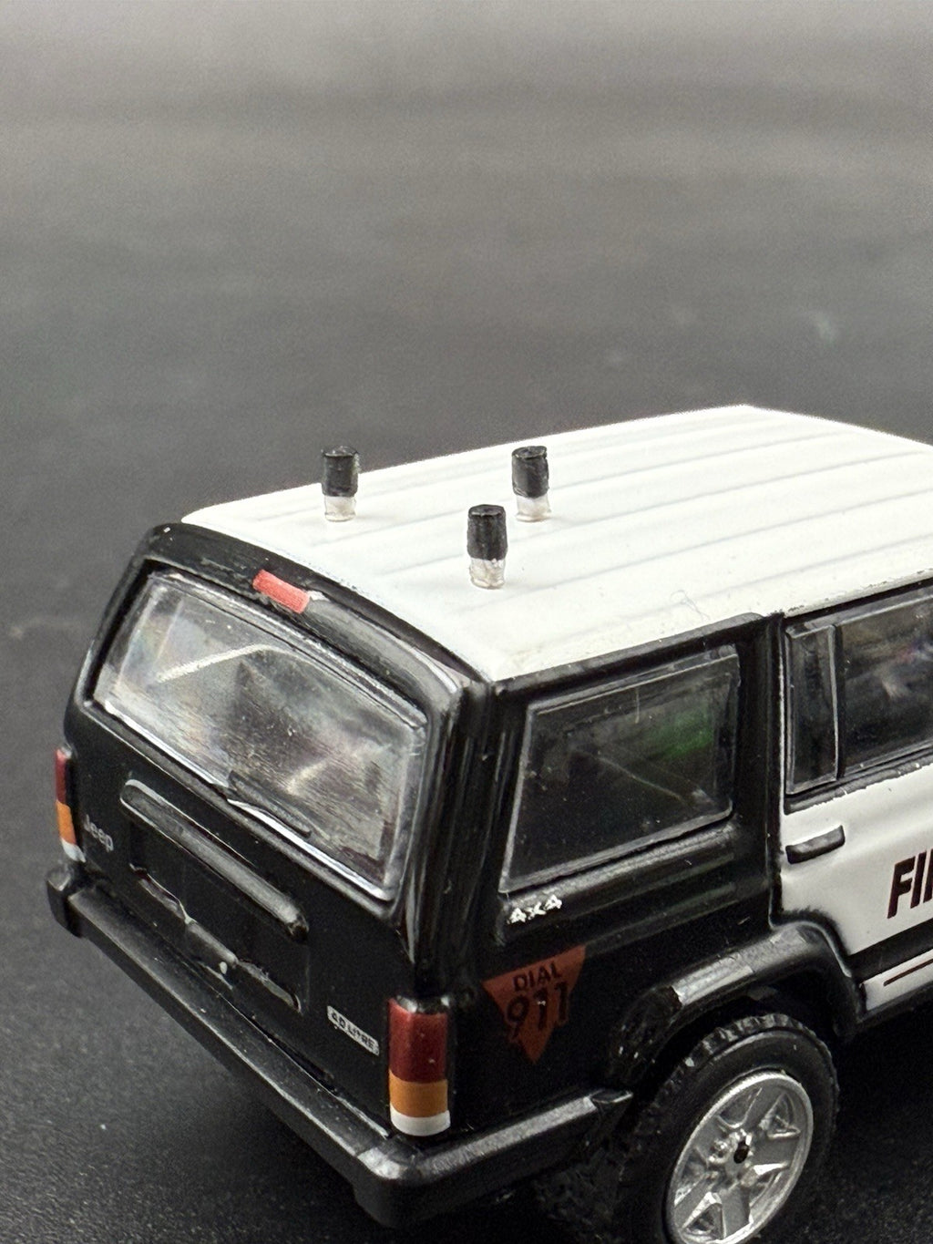 3-Pack 1/64 Scale Model Black Silver Low Profile Stubby Antenna Police Fire 64404