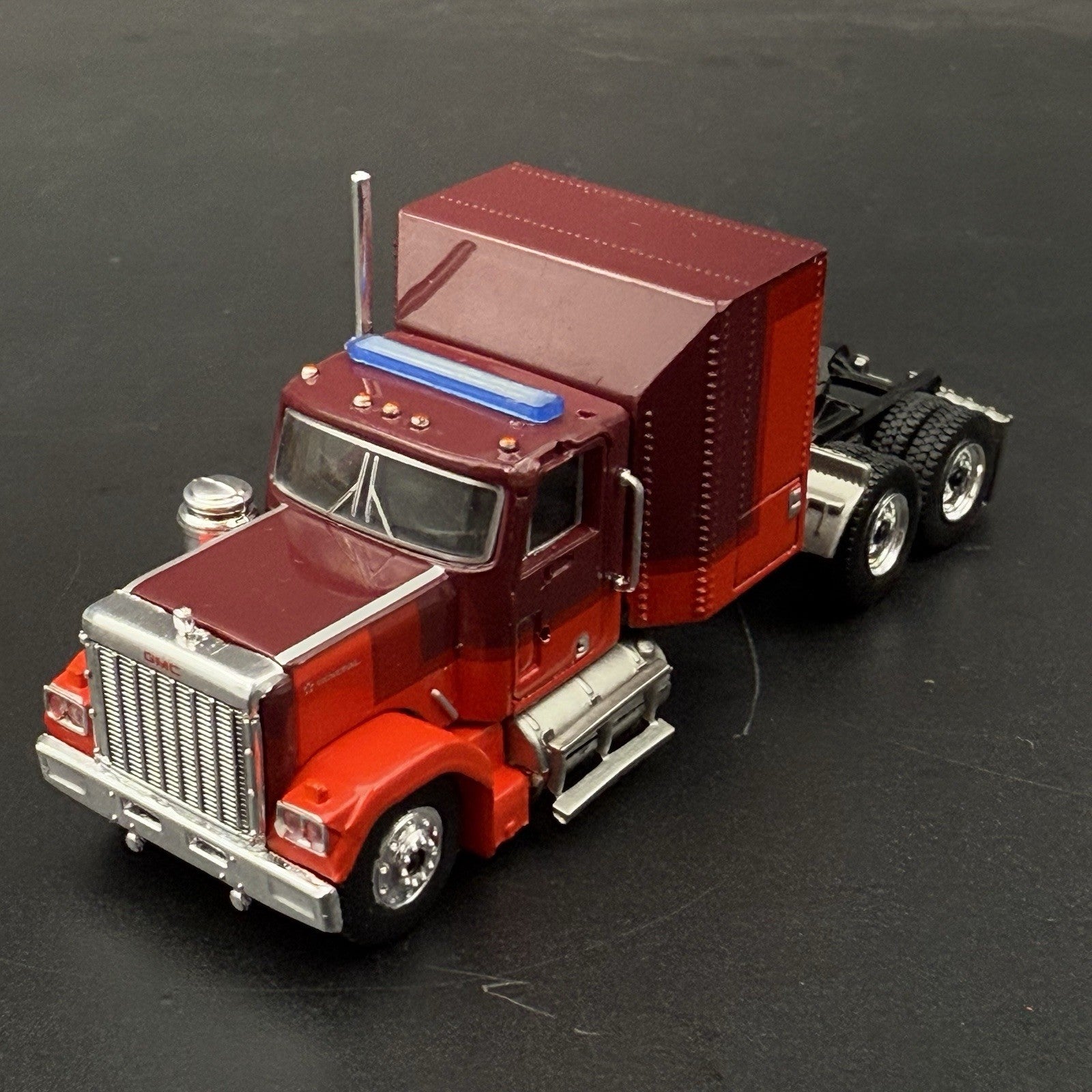 4 Pack 1/87 HO Scale Whelen Edge Long Blue Lightbar Fire Truck Ladder 87104