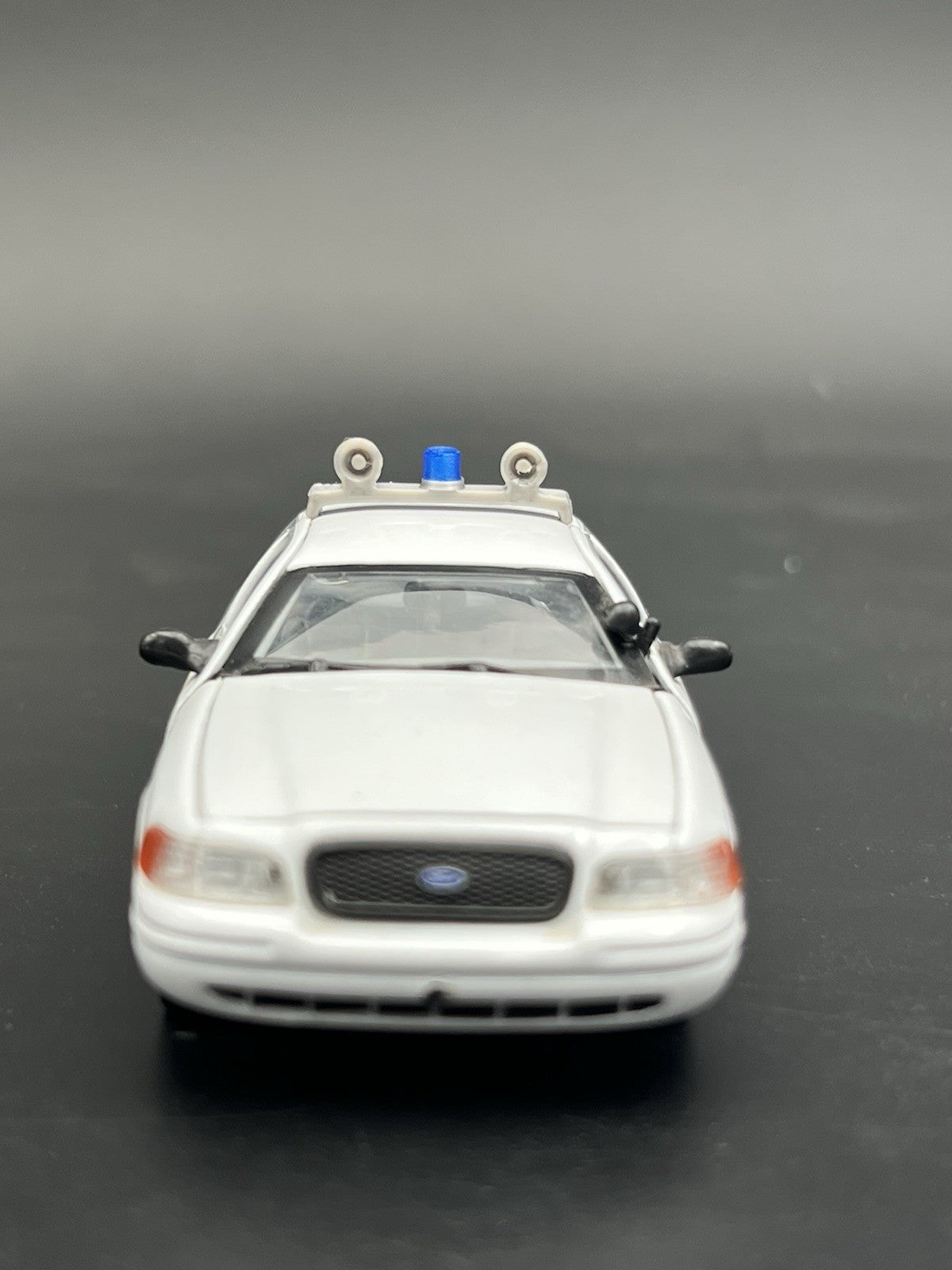 1/43 Vintage Blue Beacon With Dual Siren Speakers Lightbar Police3