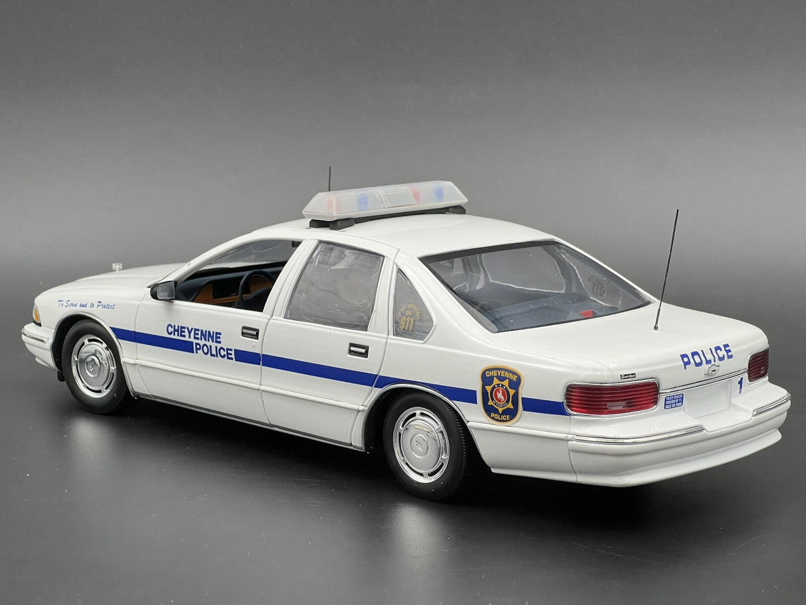 1/18 Scale Clear Code 3 LP6000 Lightbar W/ Blue Red  Internal Lens9