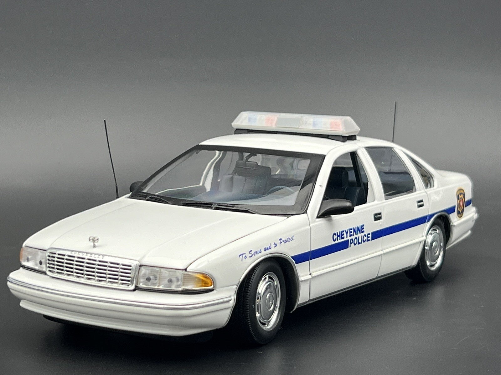 1/18 Scale Clear Code 3 LP6000 Lightbar W/ Blue Red  Internal Lens8