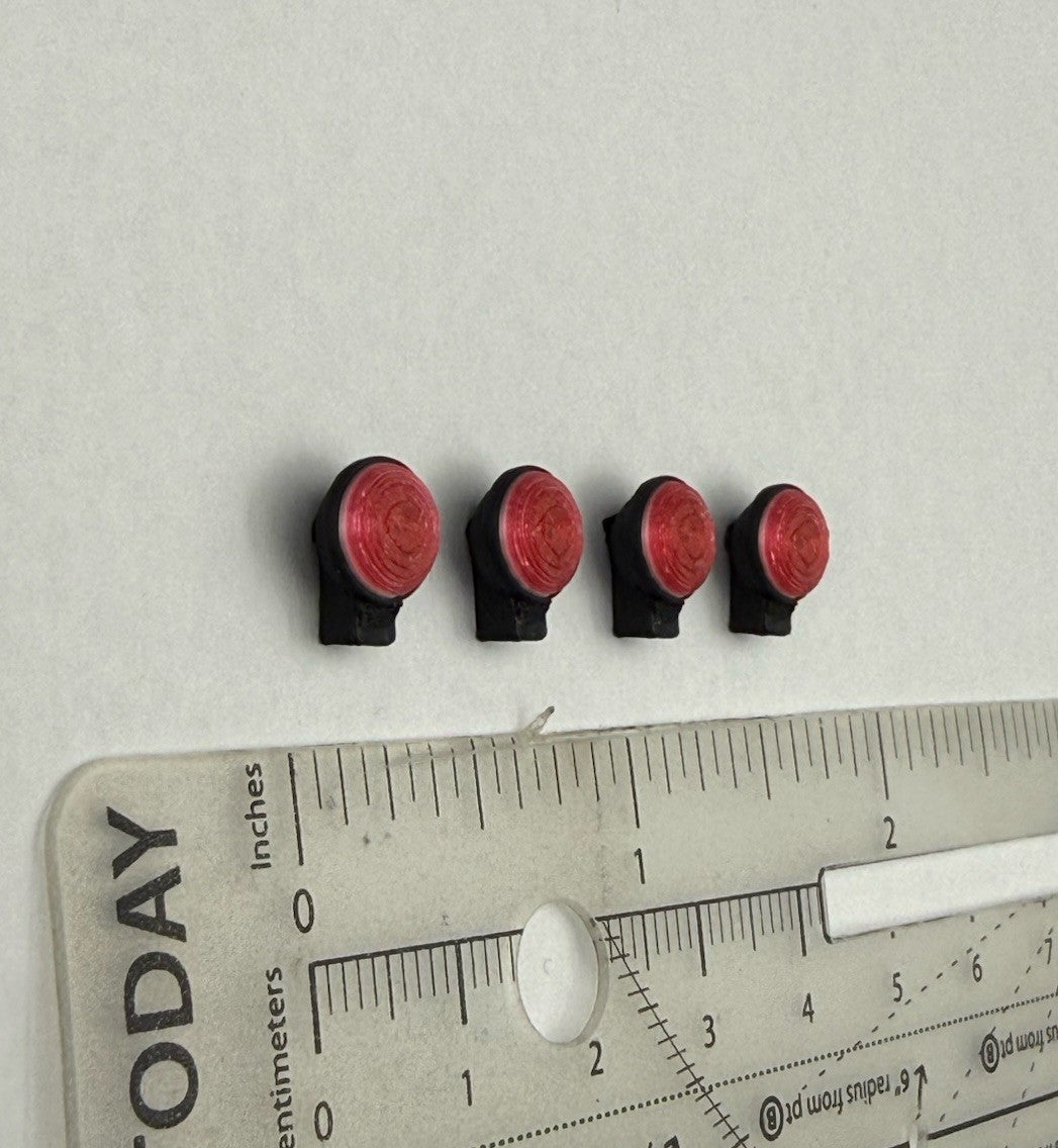 1/24 25 Scale Model Non Functional Red Vintage Round Light 24372