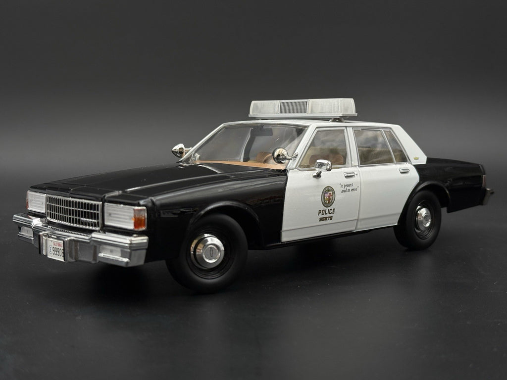 1/18 Scale Model Clear Federal Signal Twinsonic Lightbar Police 1821C5