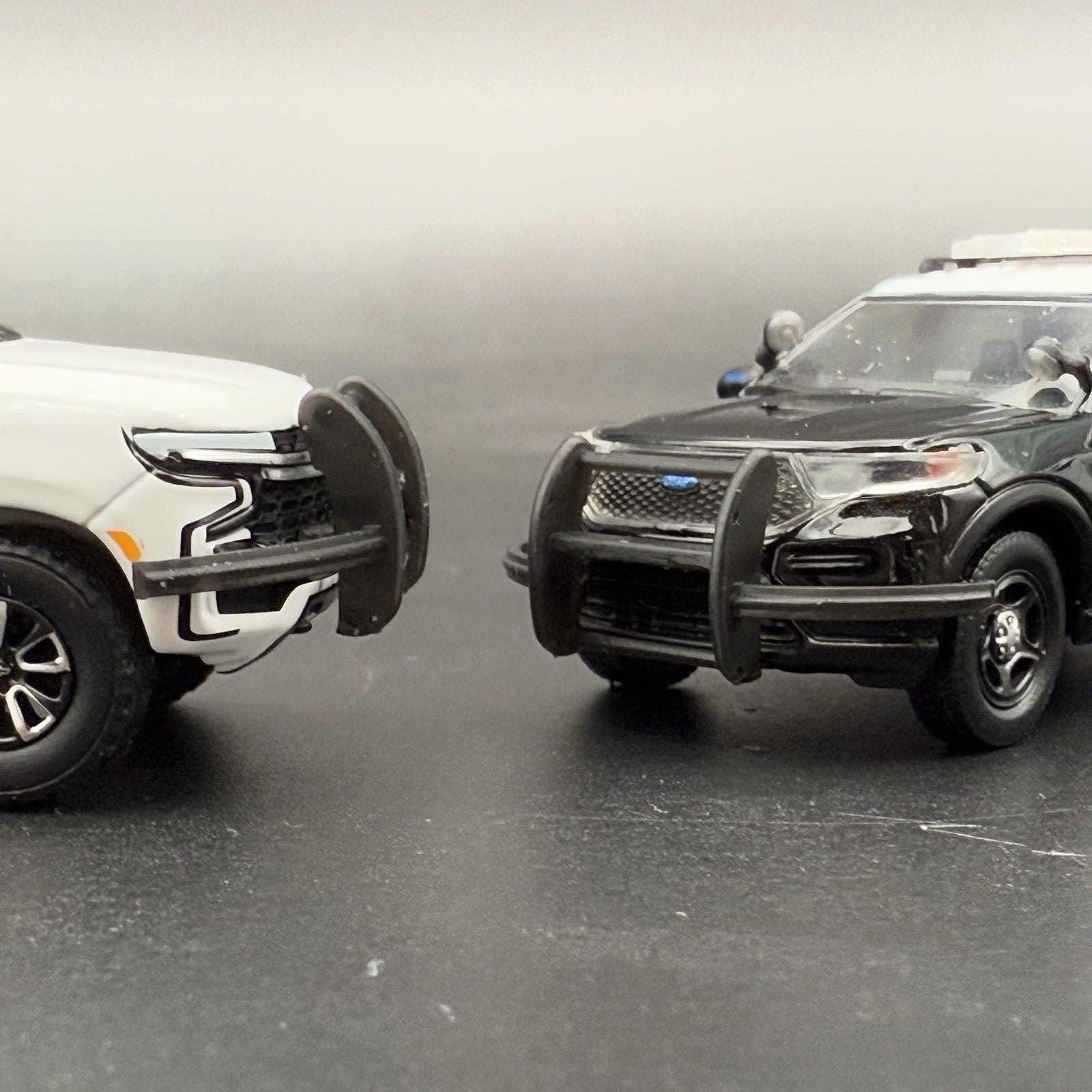2 PACK 1/64 SUV Setina Wrap Around Push Bumper Pushbar Police Tahoe Explorer8