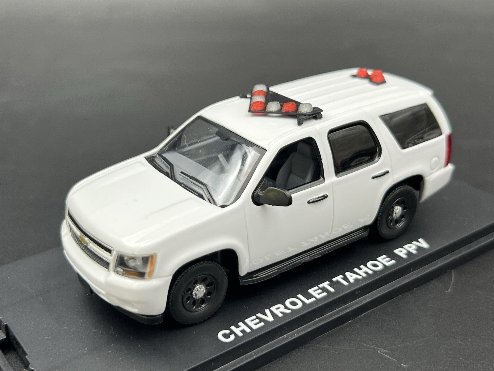 2 Pack 1/43 NYPD Red Federal Signal Vision SLR Lightbar Greenlight Police Car14