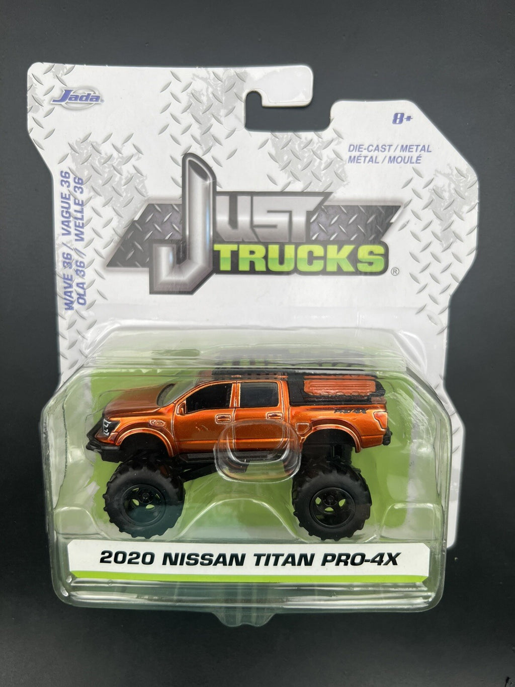 JADA 2021 1/64 DIE CAST JUST TRUCKS ORANGE 2020 NISSAN TITAN PRO-4X WAVE 36 NEW0