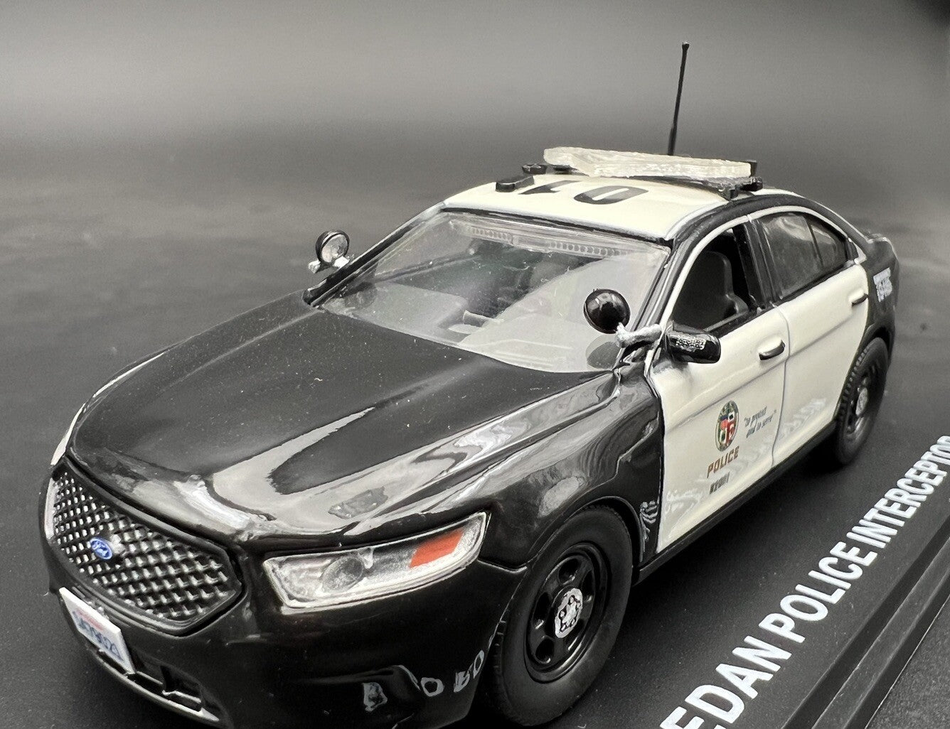 2 Pack 1/43 Sedan Length Federal Signal Valor Lightbar Greenlight Police Sheriff2