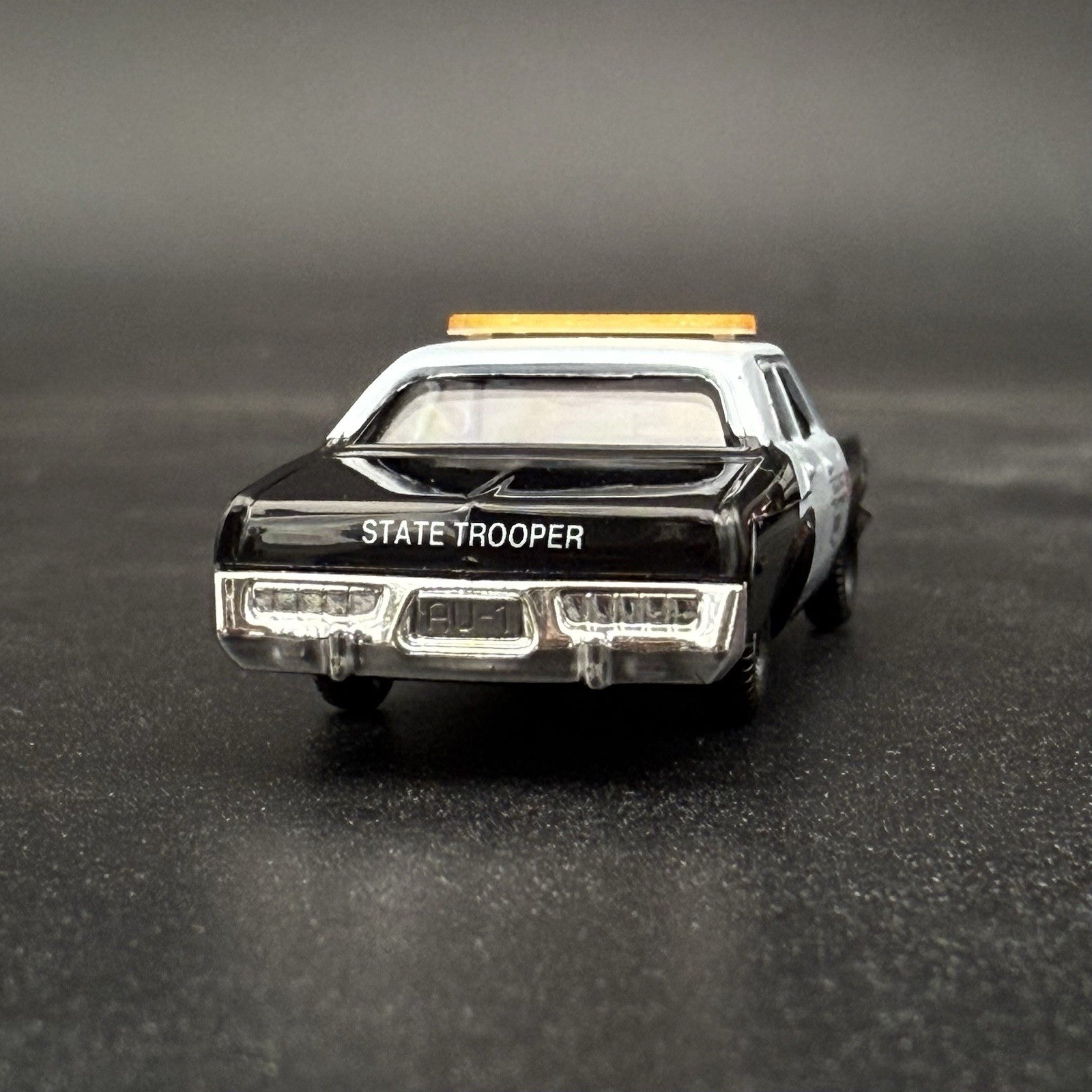 4 Pack 1/87 Amber LED Style Narrow Lightbar HO Scale Work Tow Construction4