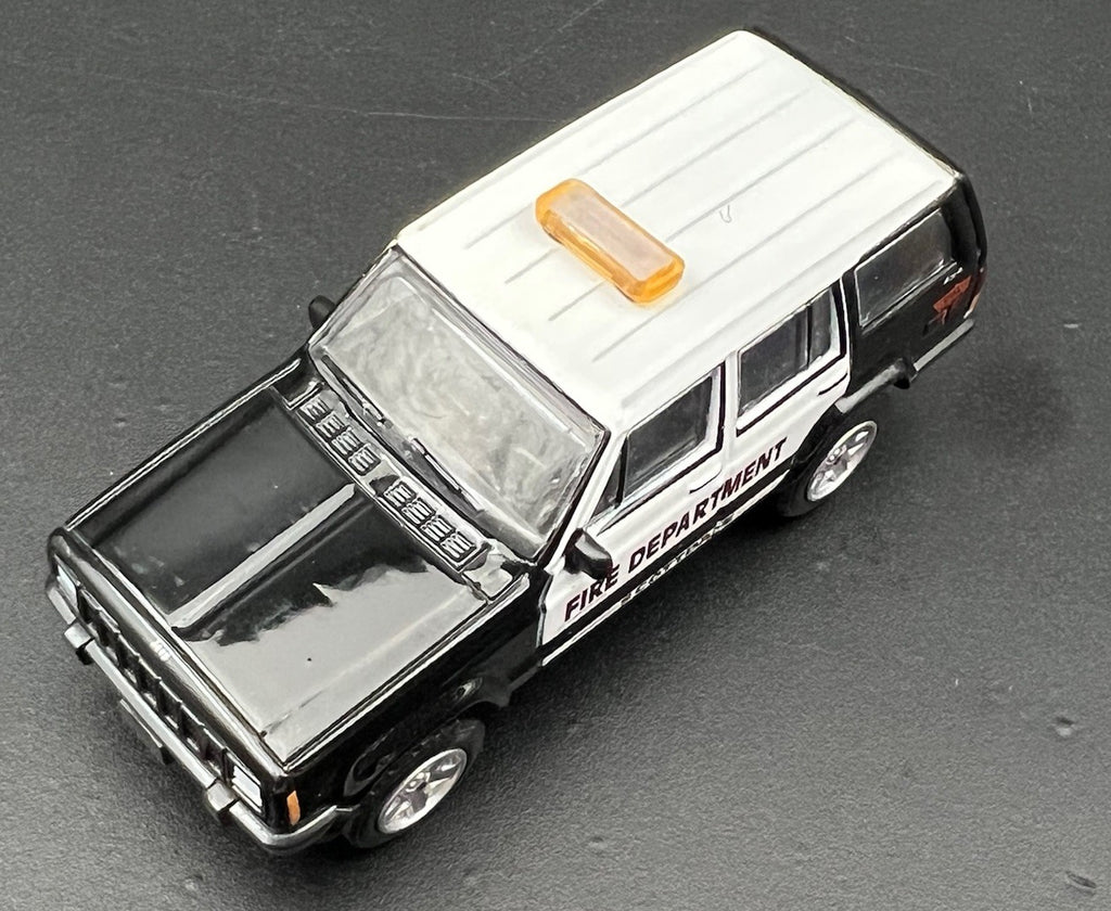 2 Pack 1/64 Mini Whelen Edge Amber Lightbar Gray Top Cover Work Truck Security11