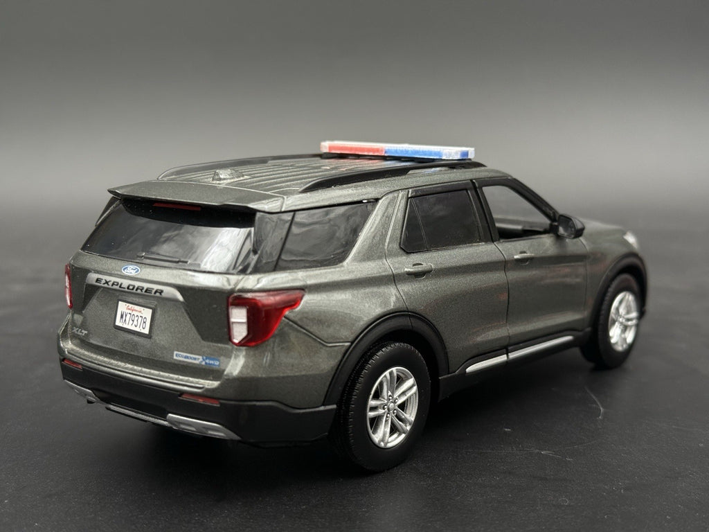 1/24 25 27 LED Ready Whelen Liberty II Blue Red Police Lightbar 2449BR210