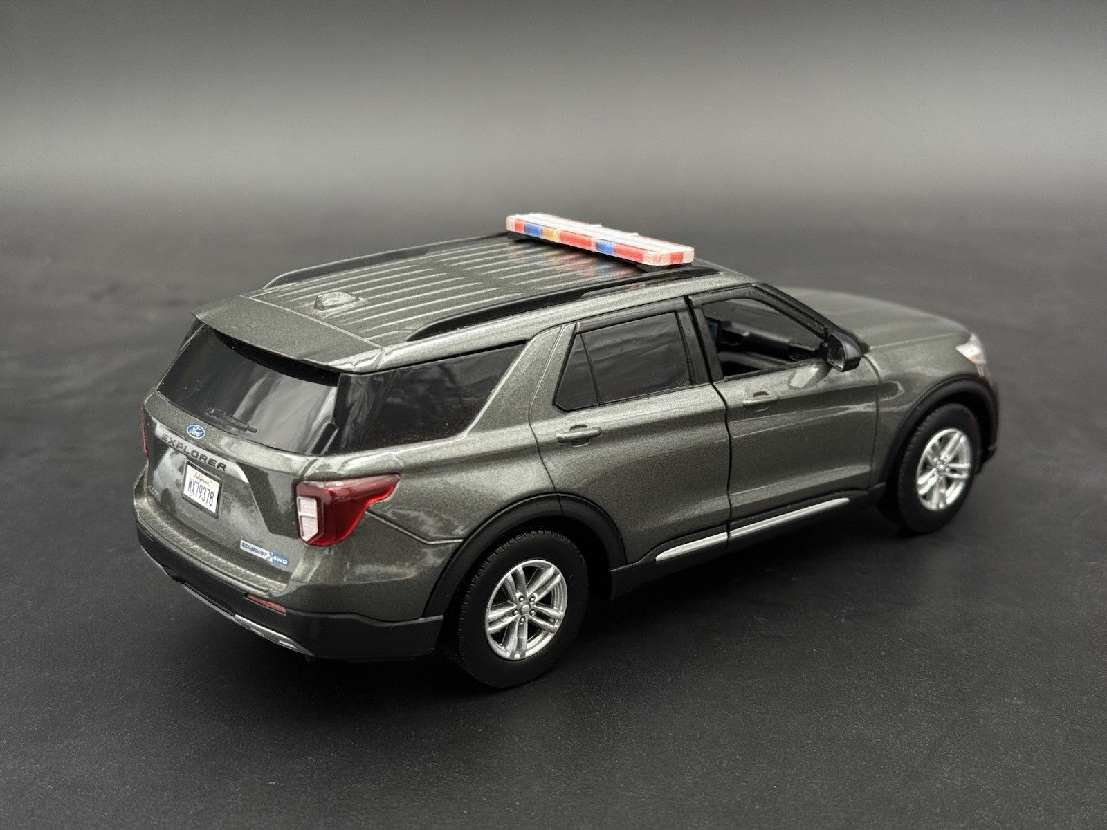 1/24 25 27 LED Ready Whelen Liberty II NYSP New York State Police Lightbar9