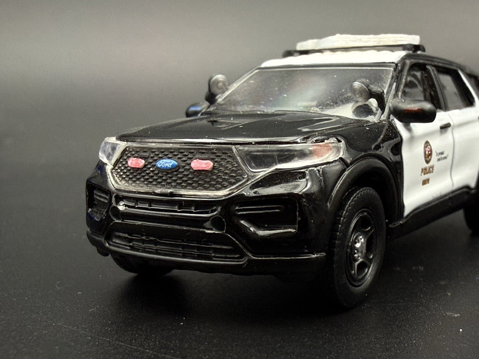 8 Pack 1/64 Scale Red Grille Light Pod License Plate Police 6456R2