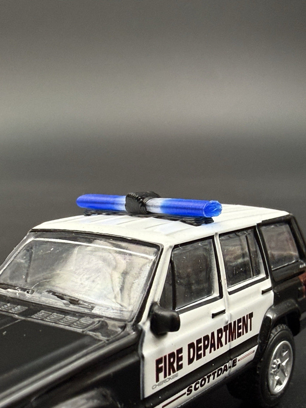 2-Pack 1/64 Scale Model Jetstream Jetsonic Blue Lightbar Police 6424B12