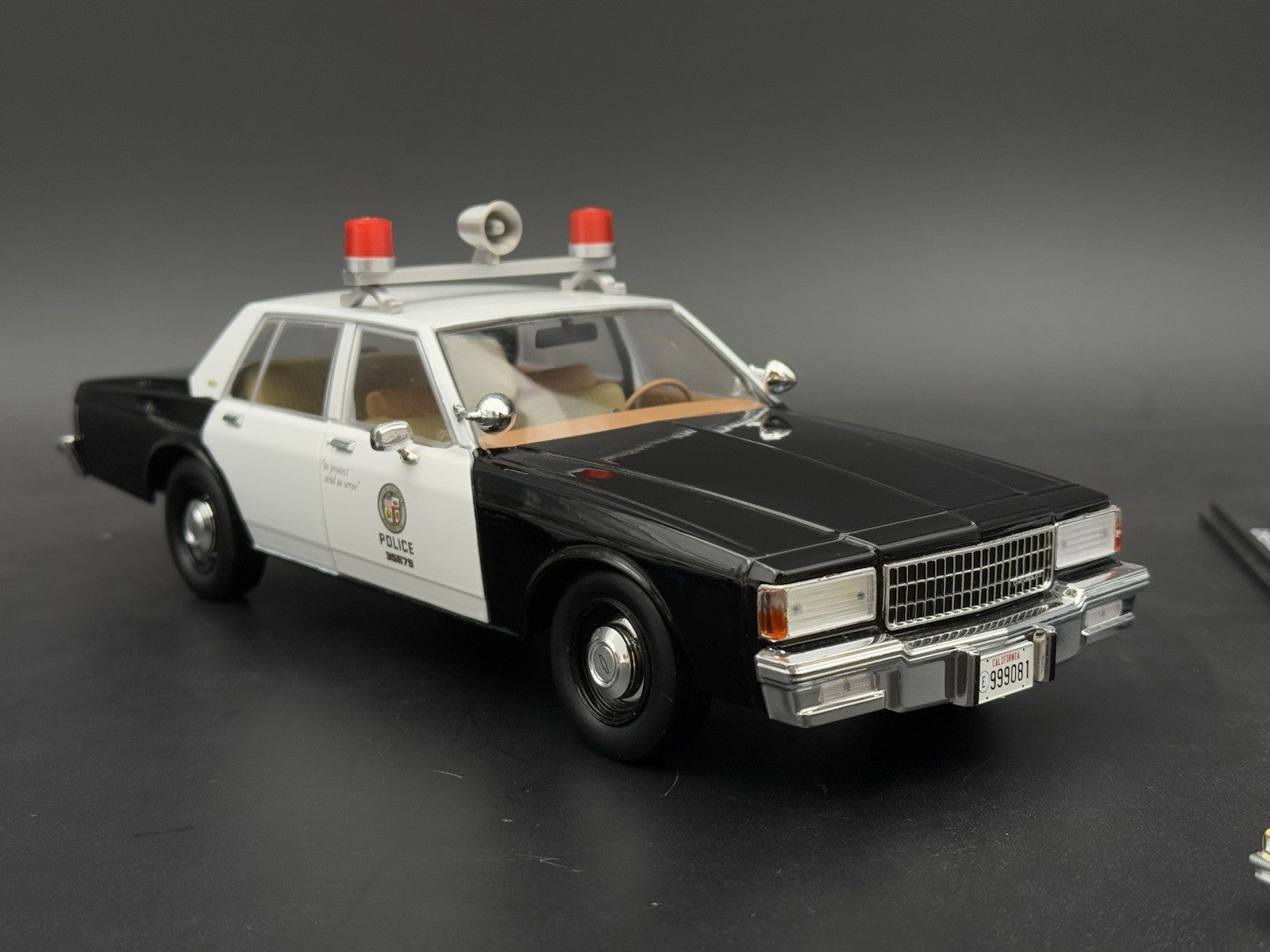 1/24 25 Scale Model Federal Red Twin Beacon Ray Police Lightbar Visibar 2461R4
