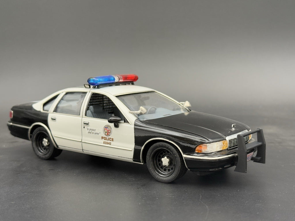 1/24 25 27 1990s Push Bumper Pushbar Crown Vic Police Sheriff Fire State Trooper5