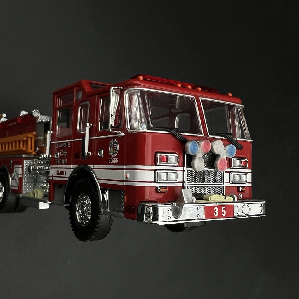 2 Pack 1/64 Roto Ray Blue Clear Red Code 3 Fire Truck Engine Ladder4