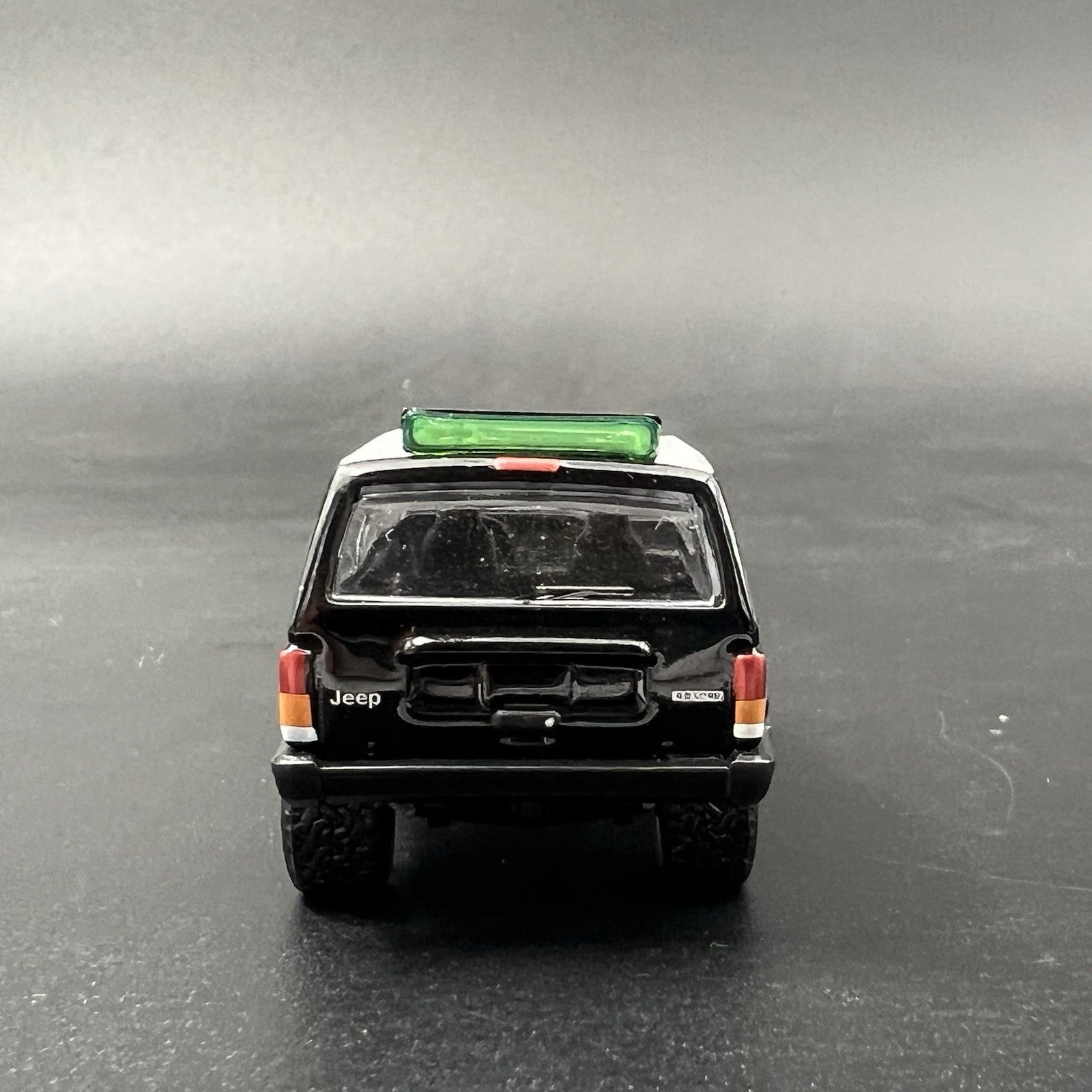 2 Pack 1/64 Green Interior Traffic Arrow Board Deck Lightbar Police Fire EMS3
