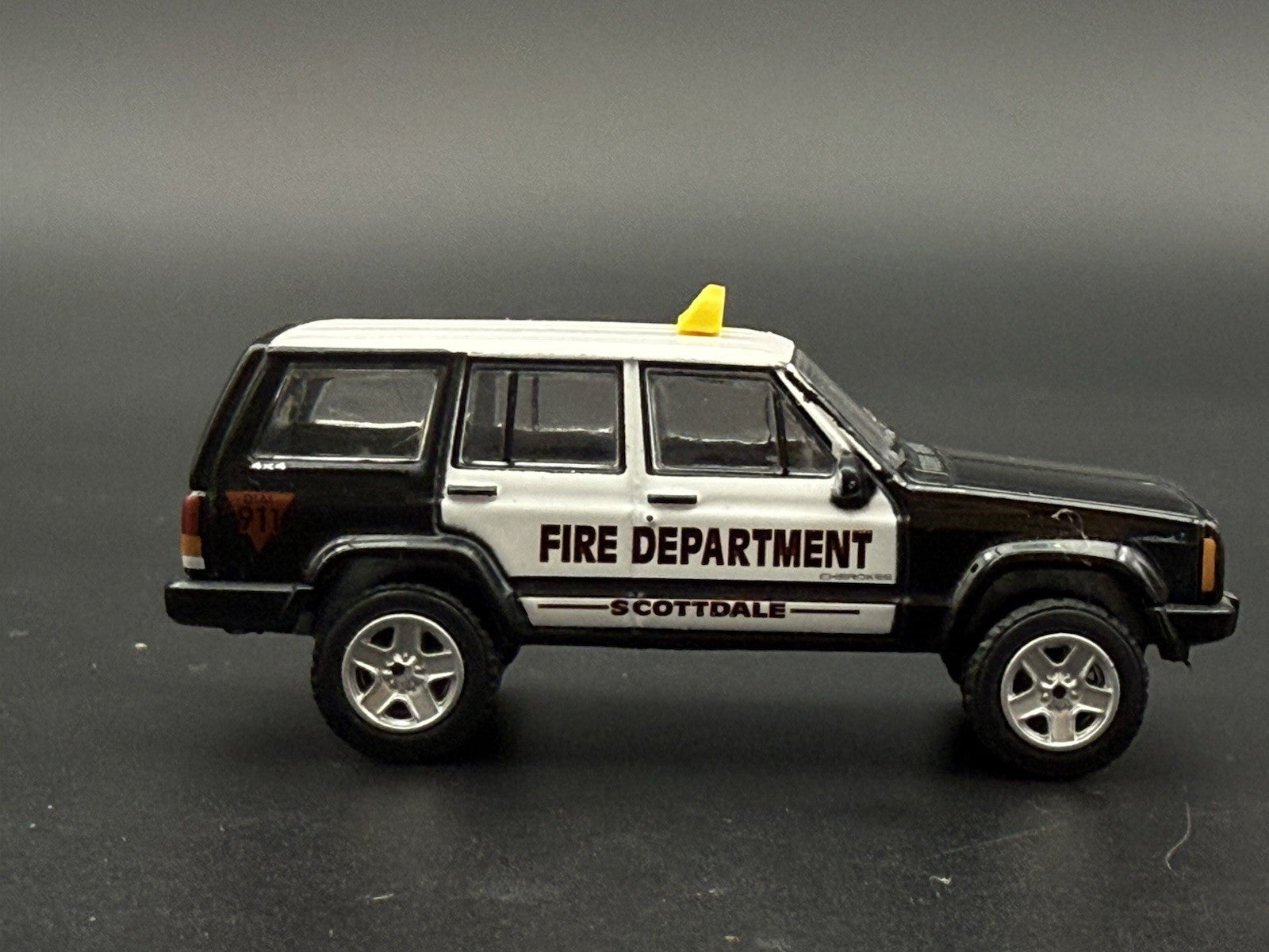 2-Pack 1/64 Scale Model Taxi Sign Universal Style San Diego Style 6459 SD5