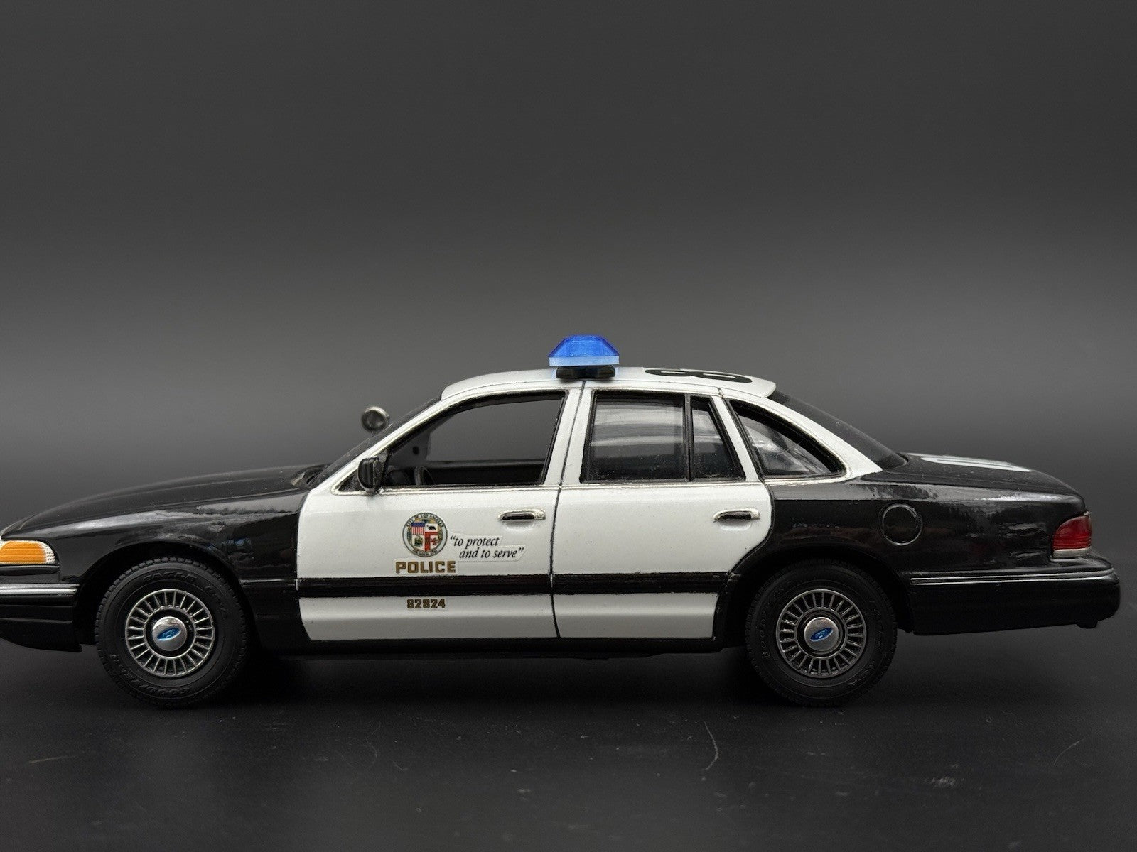 1/24 25 Scale Model Blue Code 3 Excalibur Lightbar Police11