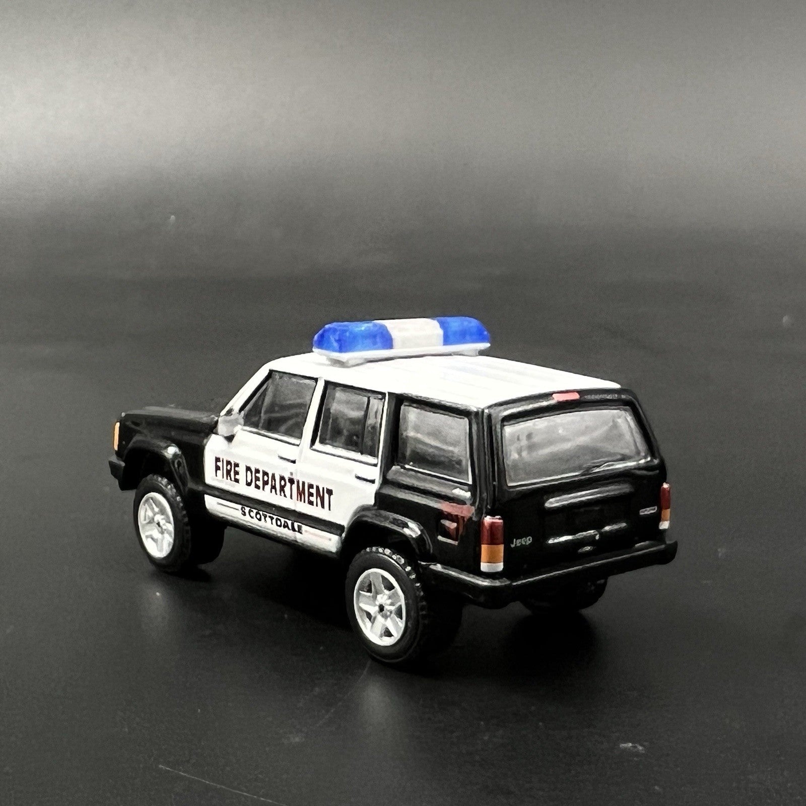 2 Pack 1/64 Smith Wesson 8000 8780 8880 8980 Lightbar Blue Fire Police Sheriff6