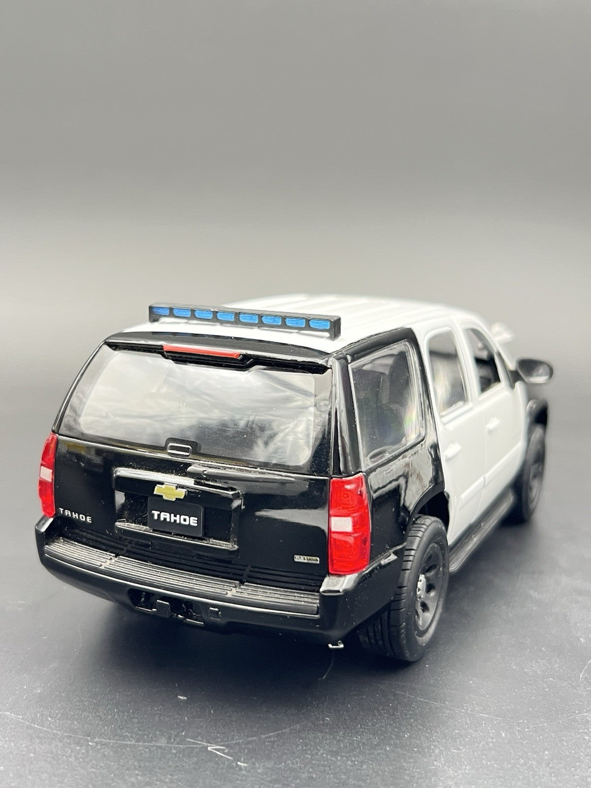 1/24 LED Ready Blue Traffic Advisor Arrow Stick Deck Lightbar Police Sheriff6