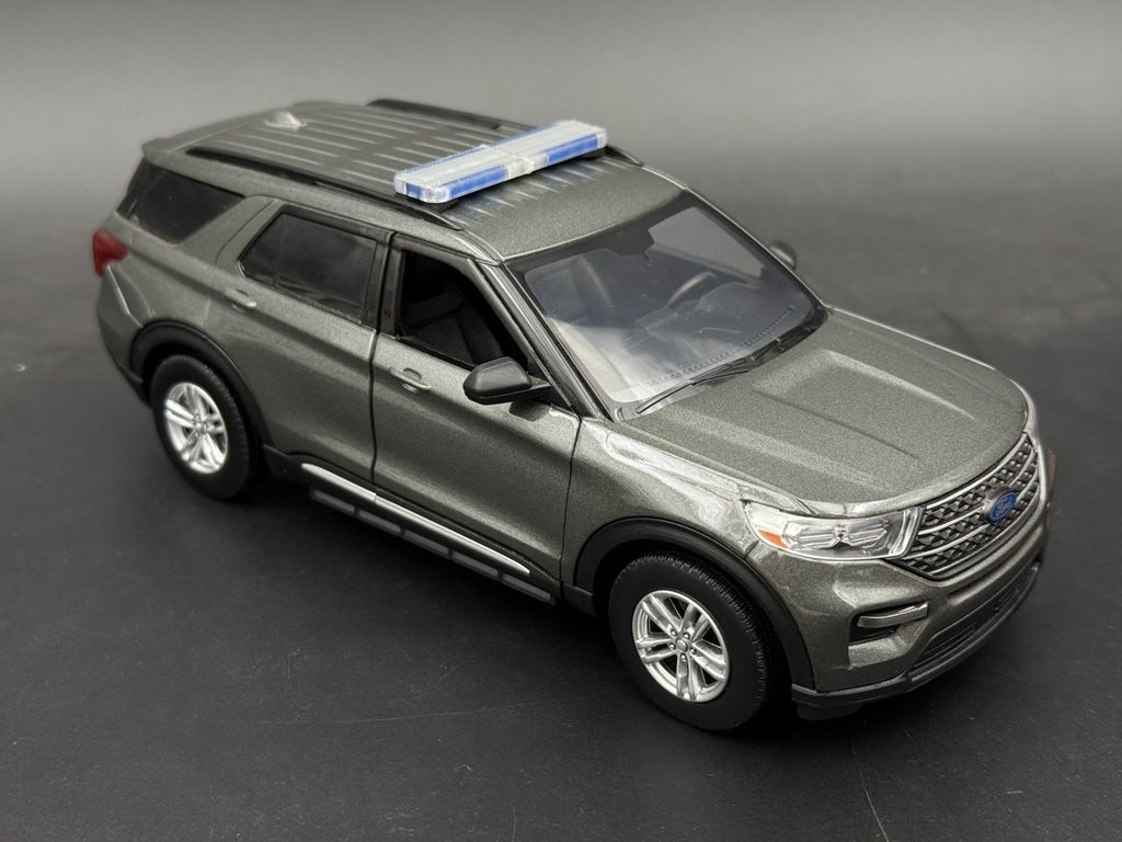 1/24 25 Scale Model LED Ready Whelen Liberty II Blue Police Lightbar 2449B16