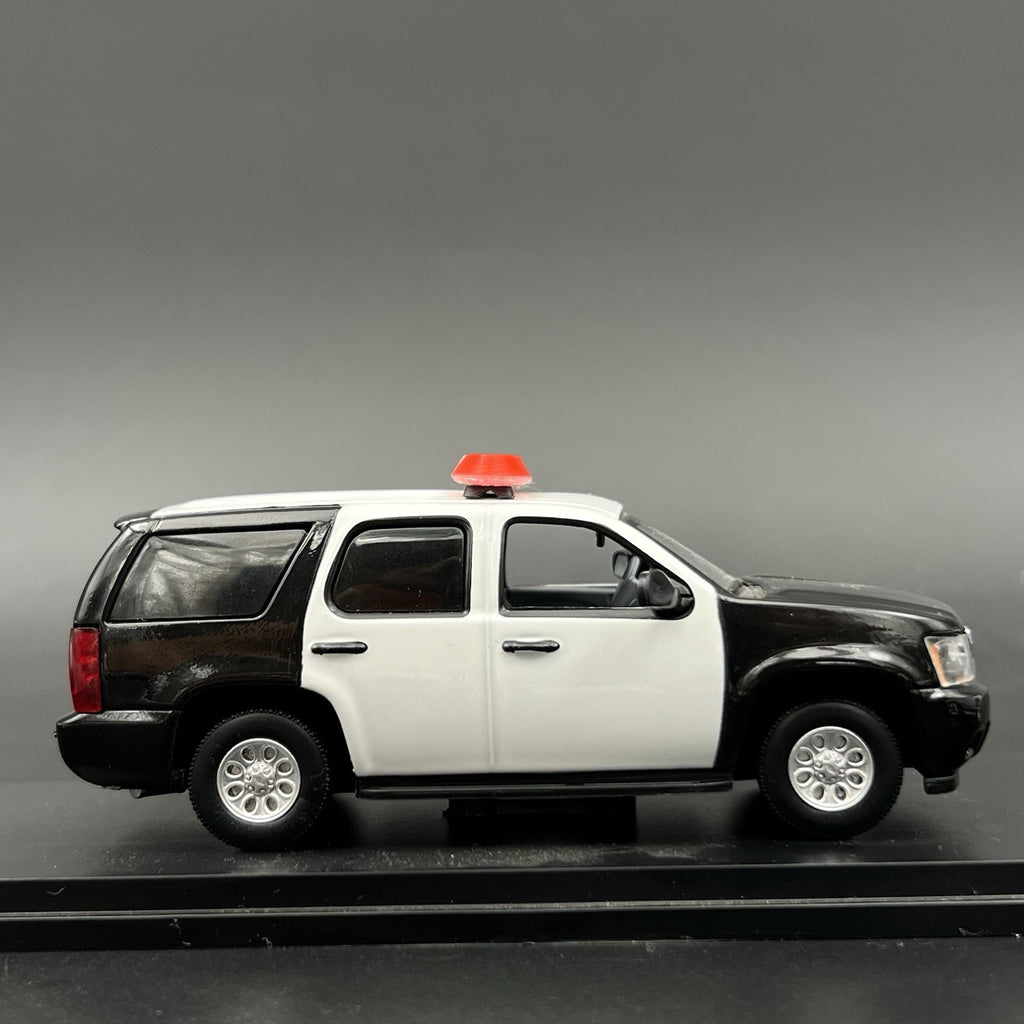 2 Pack 1/43 Red SUV + Sedan Vista Lightbar Greenlight Police Sheriff Fire11