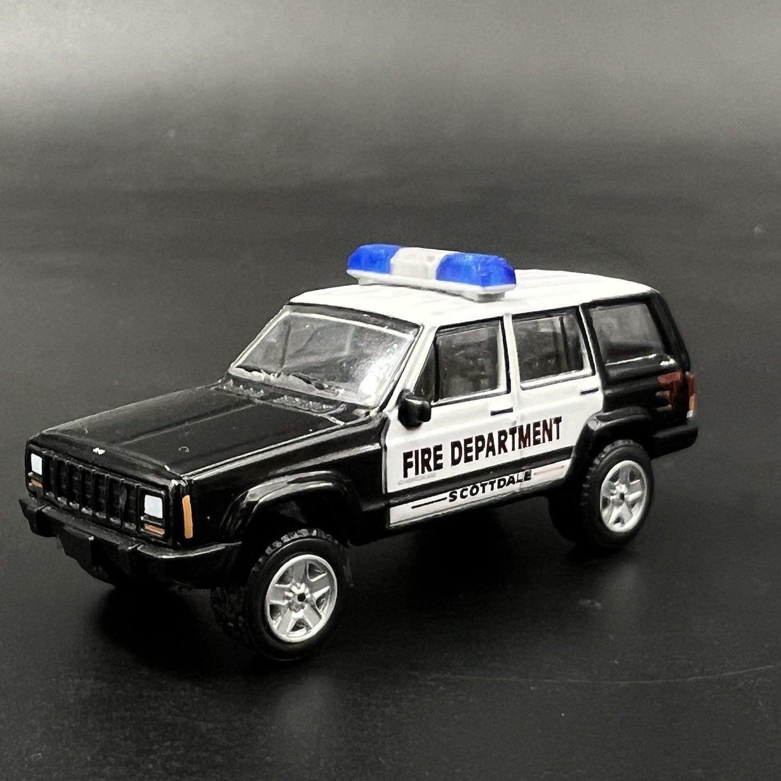 2 Pack 1/64 Smith Wesson 8000 8780 8880 8980 Lightbar Blue Fire Police Sheriff3