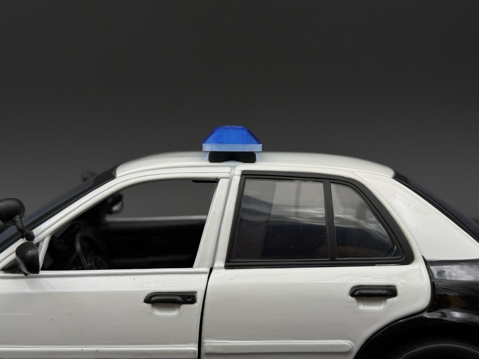 1/18 Scale Model Blue Code 3 Excalibur Lightbar Police 1862B5