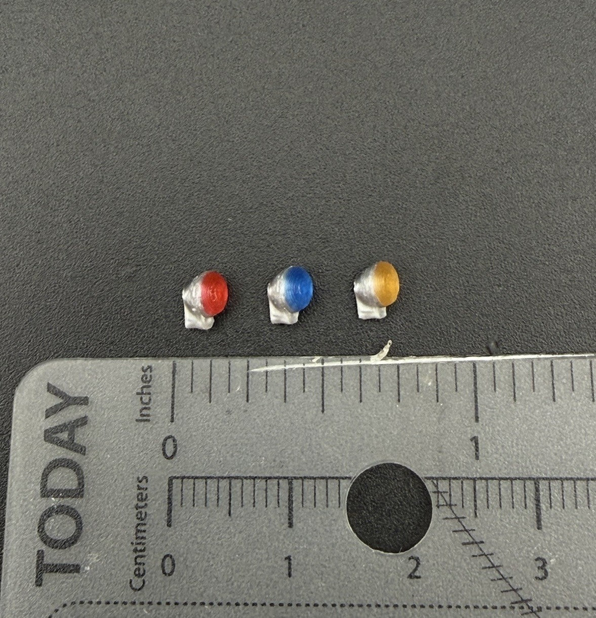 3 Pack 1/43 Scale Model Blue Red Amber PAR Round Deck Light Police 4345 CHP1